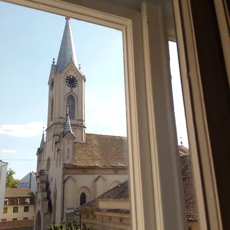 The Tesla Art Hostel Novi Sad